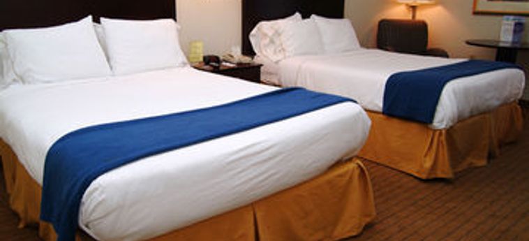 Holiday Inn Express Hotel & Suites Tampa-Rocky Point Island:  TAMPA (FL)