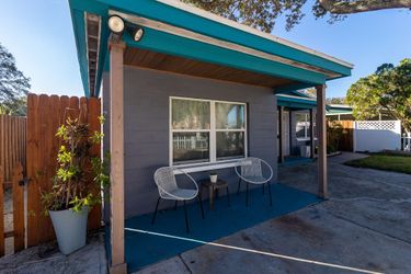 Hotel A Getaway On Walnut Tampa (Fl): Photo 