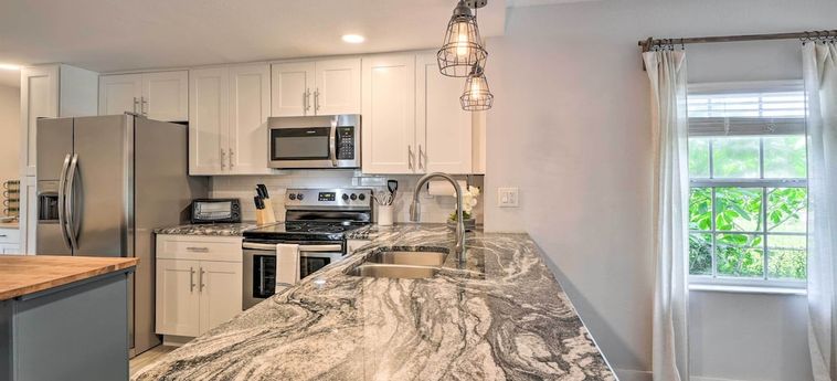 Hotel Central Point Tampa Home W/ Outdoor Lounge! Tampa (Fl): Foto 