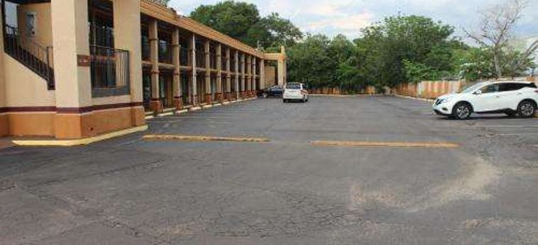 Hotel Travelodge Near Busch Gardens Tampa (Fl): Foto 