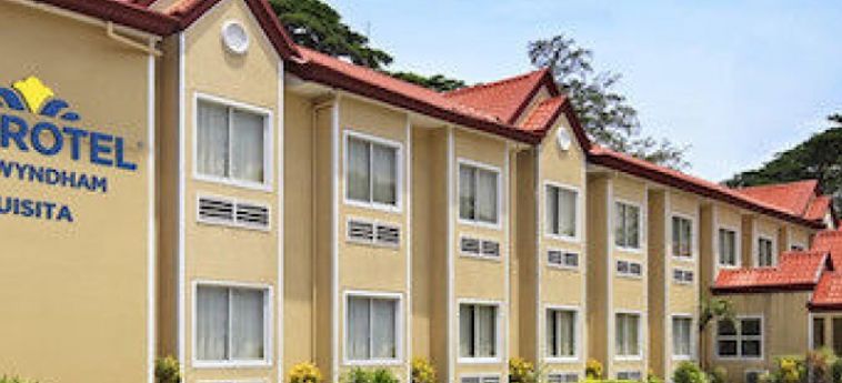 MICROTEL INN & SUITES BY WYNDHAM TARLAC 3 Etoiles