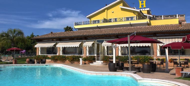 Hotel Villa Tirreno:  TARQUINIA - VITERBE