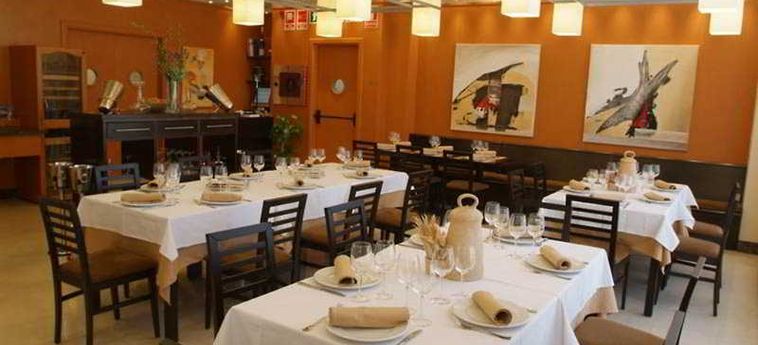 Hotel Class Valls:  TARRAGONA - COSTA DORADA