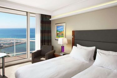 Hotel Hilton Tel Aviv Tel Aviv: Photo 