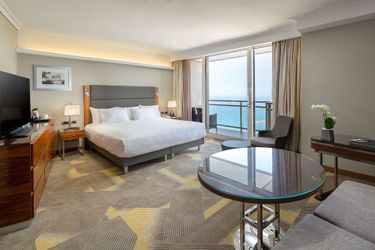Hotel Hilton Tel Aviv Tel Aviv: Photo 
