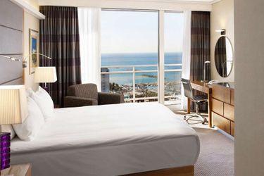 Hotel Hilton Tel Aviv Tel Aviv: Photo 