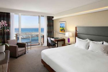 Hotel Hilton Tel Aviv Tel Aviv: Photo 