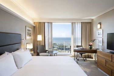 Hotel Hilton Tel Aviv Tel Aviv: Photo 