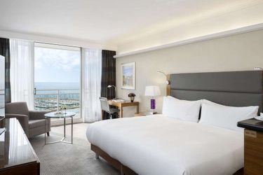 Hotel Hilton Tel Aviv Tel Aviv: Photo 