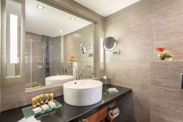 Hotel Hilton Tel Aviv Tel Aviv: Photo 