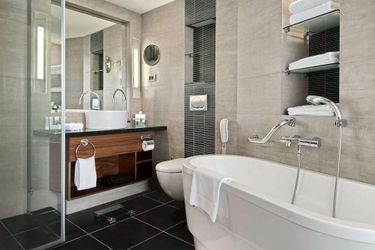 Hotel Hilton Tel Aviv Tel Aviv: Photo 