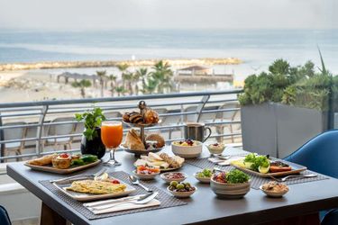 Hotel Hilton Tel Aviv Tel Aviv: Photo 