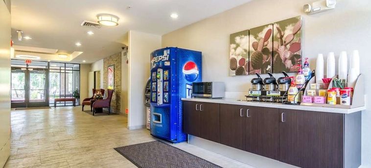 Hotel Red Roof Plus Tempe - Phoenix Airport Tempe (Az) : Photo 
