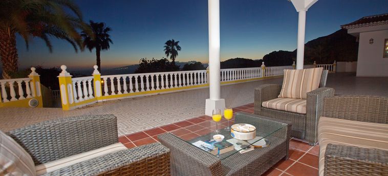 Hotel Villa Las Flores:  TENERIFE - CANARY ISLANDS