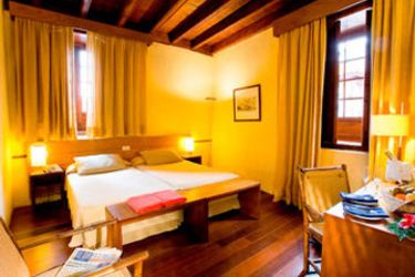 Hotel La Quinta Roja:  TENERIFE - CANARY ISLANDS