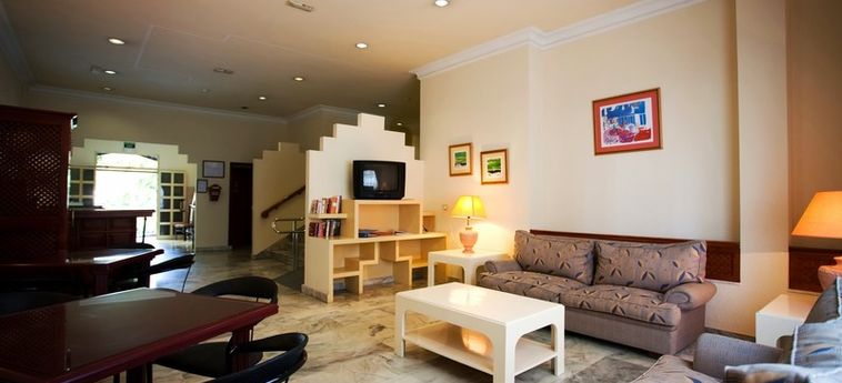 Hotel Apartamentos Be Smart Florida:  TENERIFE - ILES CANARIES