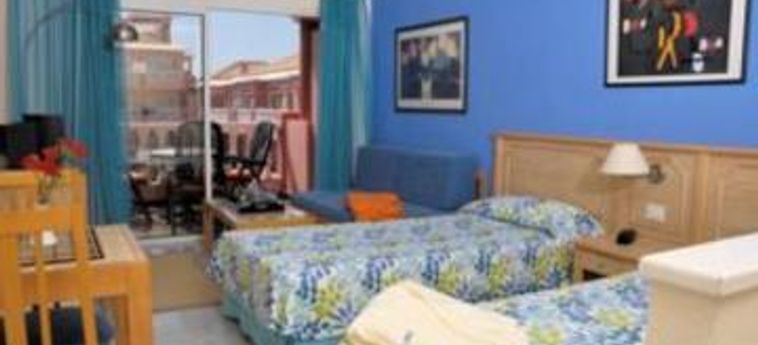 Hotel Apartamentos Mar-Ola Park :  TENERIFE - ILES CANARIES