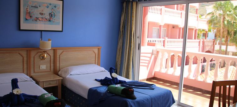 Hotel Apartamentos Mar-Ola Park :  TENERIFE - ILES CANARIES
