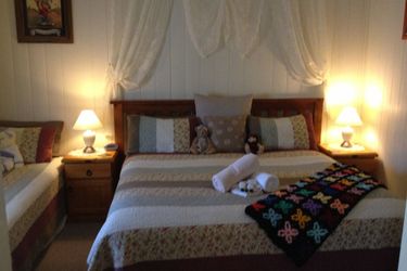 Tenterfield Cottage Holiday House:  TENTERFIELD - NEW SOUTH WALES
