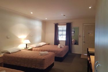 Hotel Tenterfield Tavern And Motor Inn:  TENTERFIELD - NEW SOUTH WALES