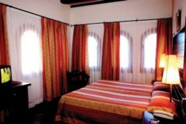 Hotel Albarracin:  TERUEL
