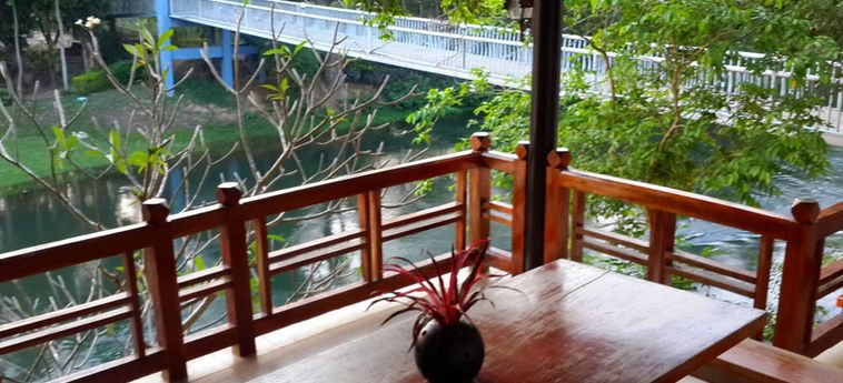 Hotel Suanphet Riverview Resort:  THA YANG