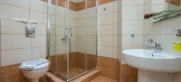 Hotel Villa Oasis:  THASSOS ISLAND