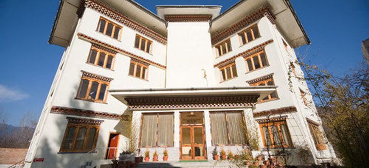 Hotel Bhutan Suites:  THIMPHU