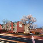 DOUBLETREE BY HILTON PORTLAND - TIGARD, OR 3 Stars
