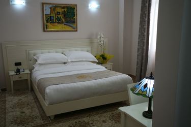 Hotel Boutique Las:  TIRANA