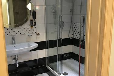 Hotel Boutique Las:  TIRANA