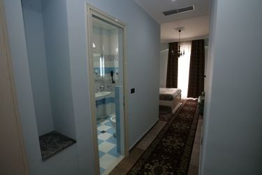 Hotel Boutique Las:  TIRANA