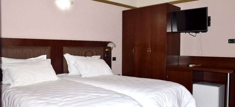 Hotel Elysee Tirana: Foto 