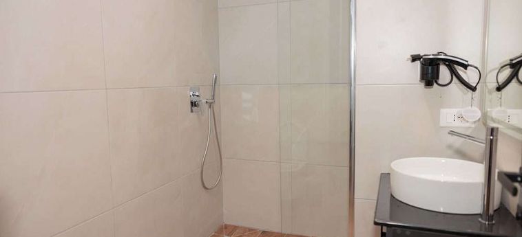 Hotel By Bel Ami Tirana: Foto 