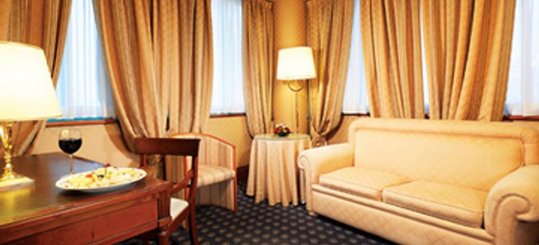 Grand Hotel Duca D' Este:  TIVOLI - ROMA
