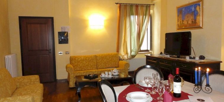 Hotel Castello Izzalini Todi Resort:  TODI - PERUGIA