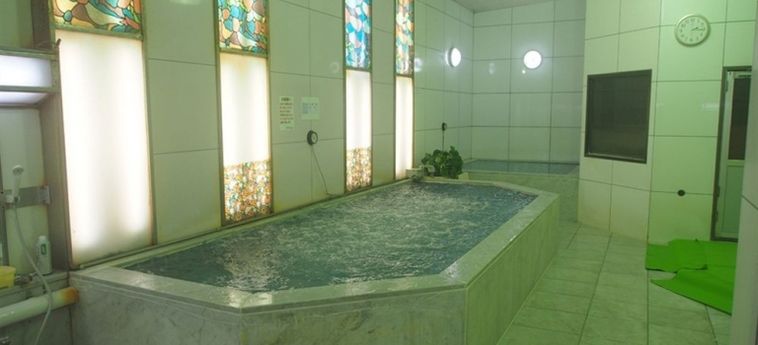 Hotel Capsule & Sauna Century - Caters To Men:  TOKYO