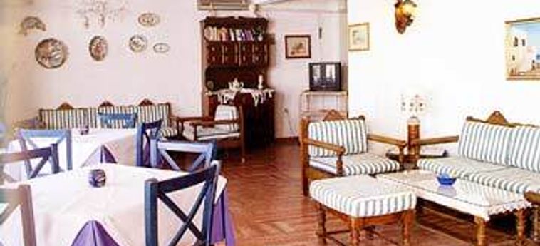 Hotel Knossos:  TOLO - NAPFLIO