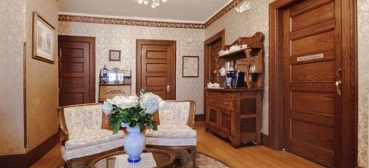 MATHIS HOUSE, A VICTORIAN BED & BREAKFAST AND TEA ROOM AT 600 MAIN 3 Estrellas