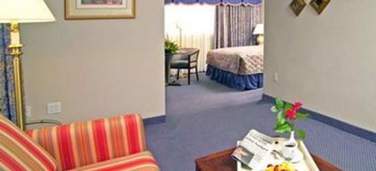 Best Western Roehampton Hotel & Suites:  TORONTO