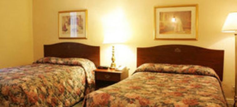 Clarion Hotel & Suites Selby:  TORONTO