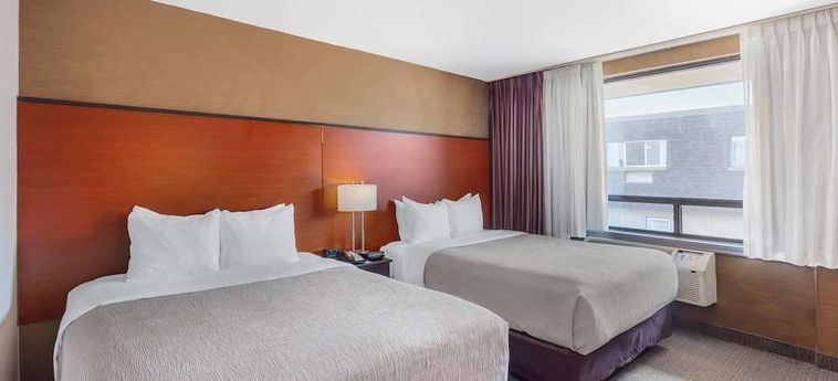 Hotel Quality Inn Toronto Airport:  TORONTO