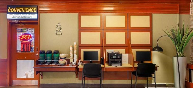 Hotel Quality Inn Toronto Airport:  TORONTO