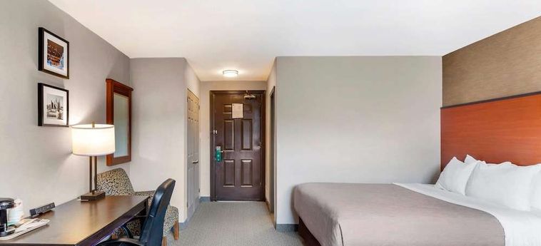 Hotel Quality Inn Toronto Airport:  TORONTO
