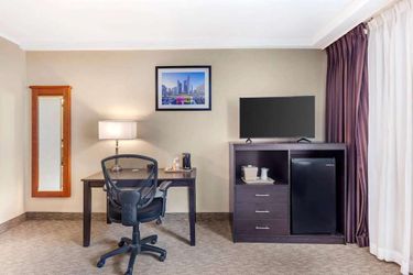 Hotel Quality Inn Toronto Airport:  TORONTO