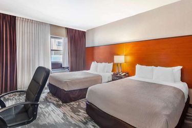 Hotel Quality Inn Toronto Airport:  TORONTO