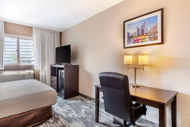 Hotel Quality Inn Toronto Airport:  TORONTO