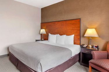 Hotel Quality Inn Toronto Airport:  TORONTO