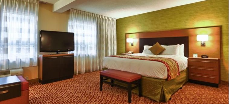 Hotel Towneplace Suites Mississauga-Airport Corporate Centre:  TORONTO