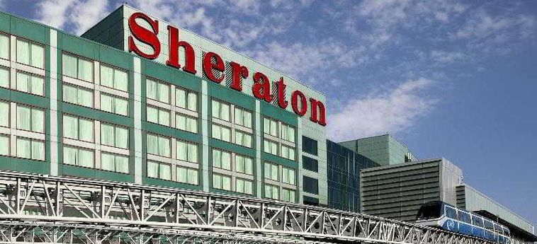 Sheraton Gateway Hotel In Toronto International Airport:  TORONTO